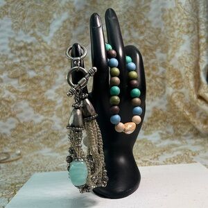 Elegant Beaded Bracelet with Silver Accents